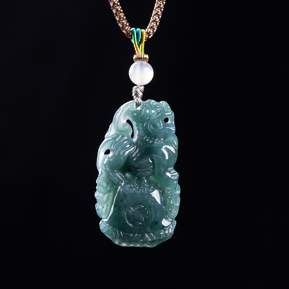 Vintage Fashion Designers - Colgante Pixiu de Jadeíta Birmana, Talismanes